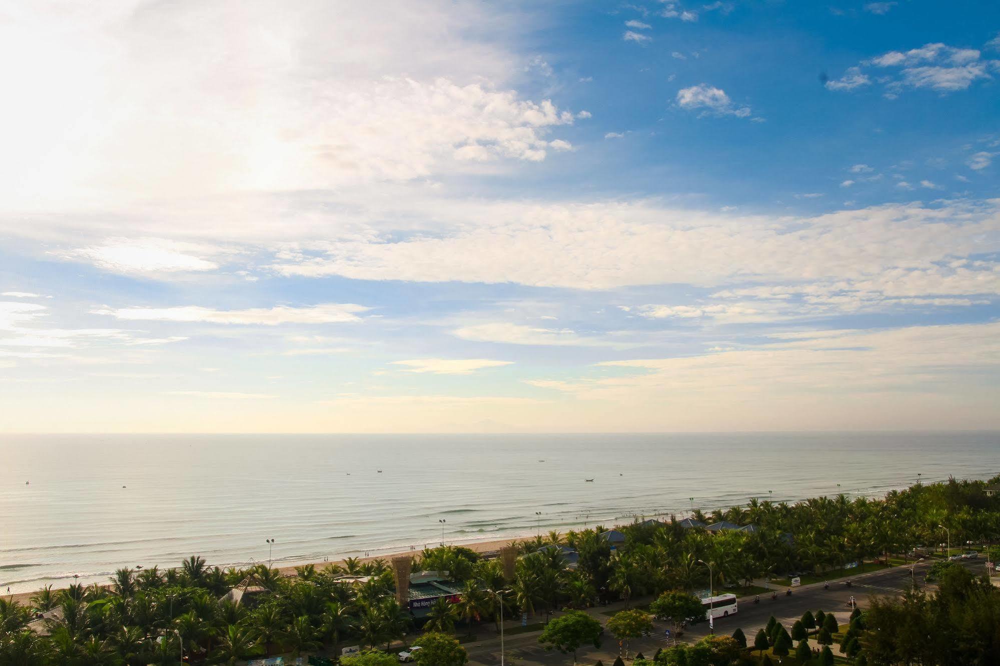 Starlet Hotel Danang Exterior foto