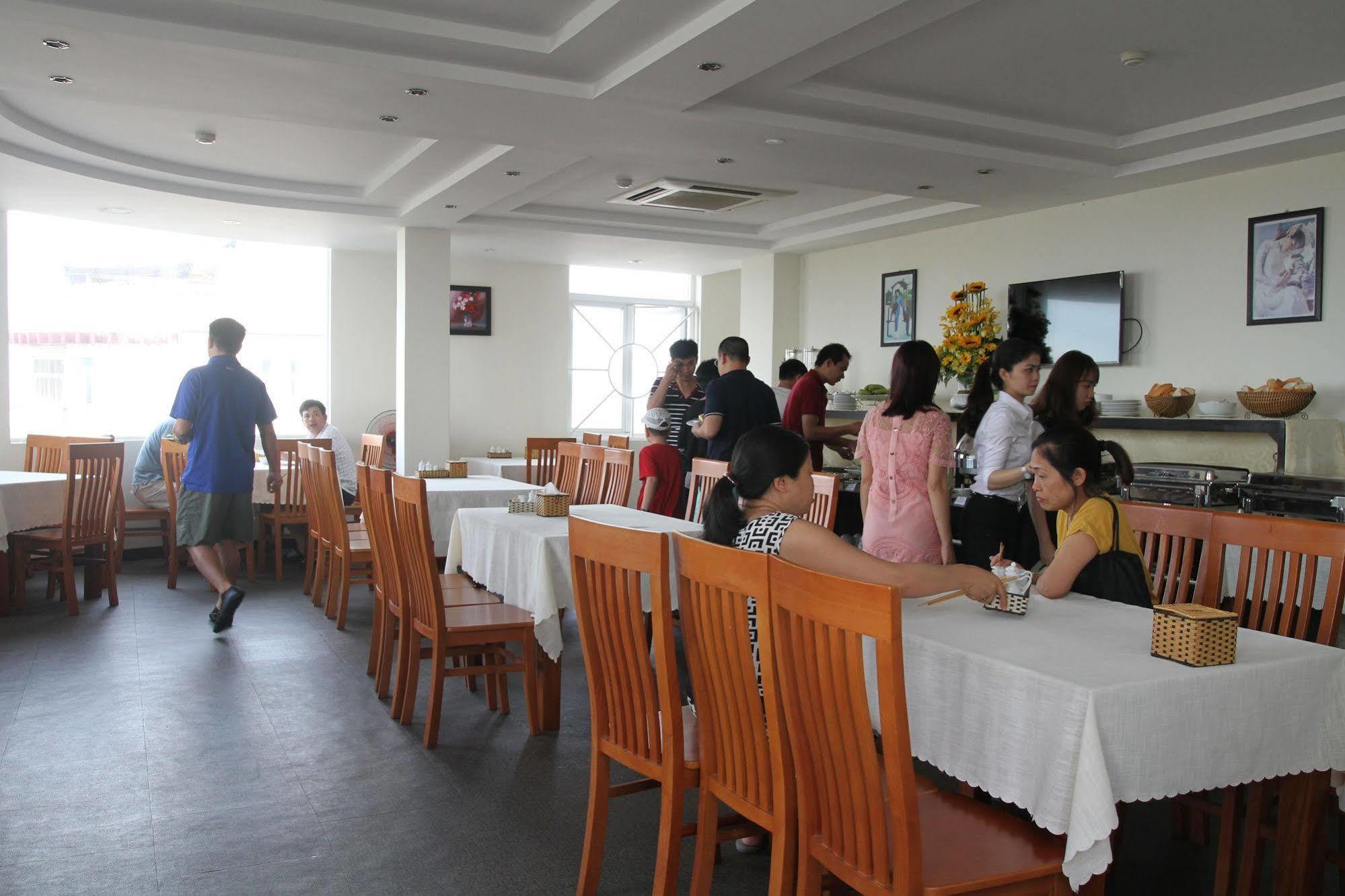 Starlet Hotel Danang Exterior foto